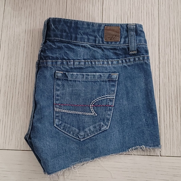 American Eagle shorts - Picture 3 of 3